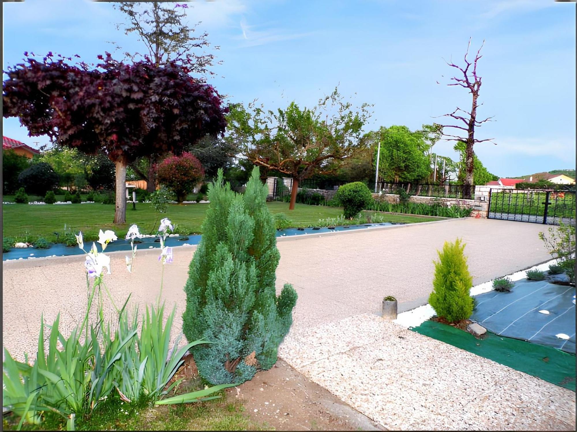 Appartement Charmant A Toulonjac Avec Jardin Et Terrasse 110 M² Екстериор снимка